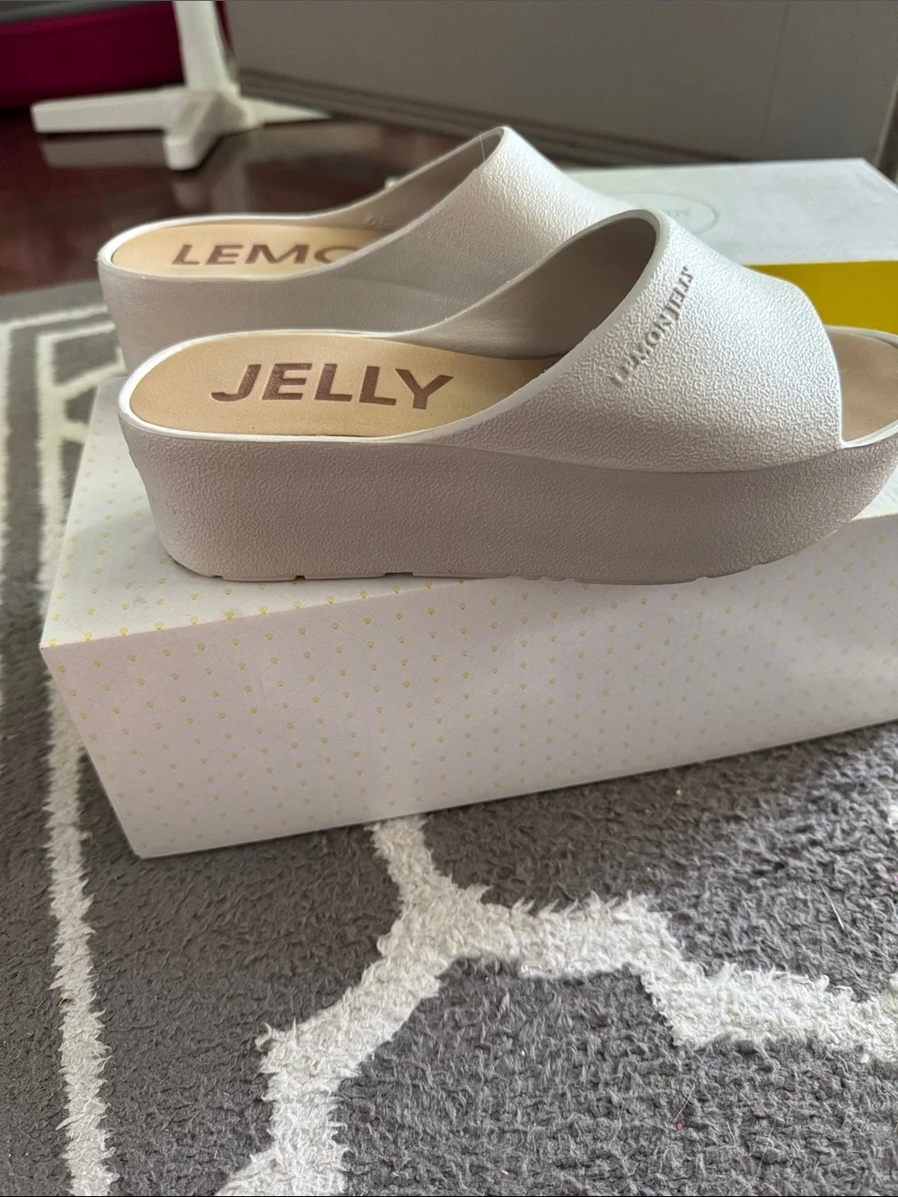 Lemon Jelly Women's Platform Slide Sandals - Light Taupe